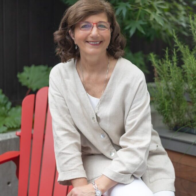 WEB - MonikaBecker-6303-Edit-2